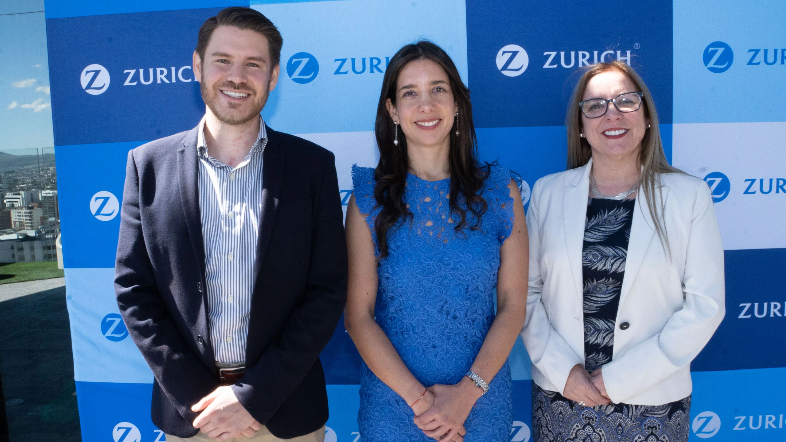 Números Asociados y Servicios