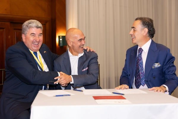 Números Asociados y Servicios