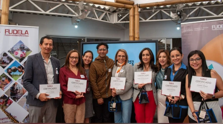 Números Asociados y Servicios