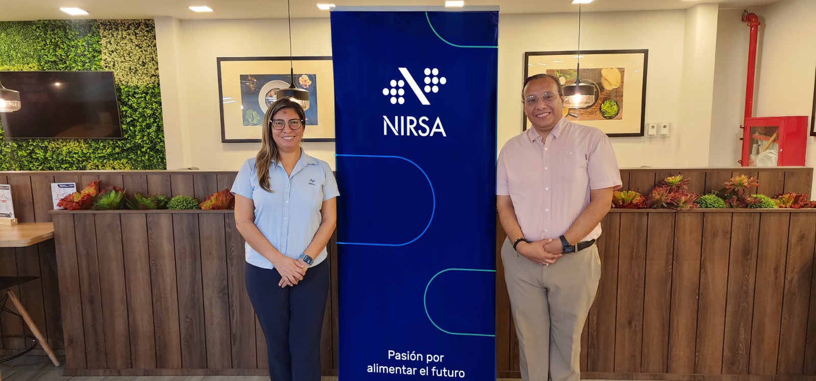 Números Asociados y Servicios