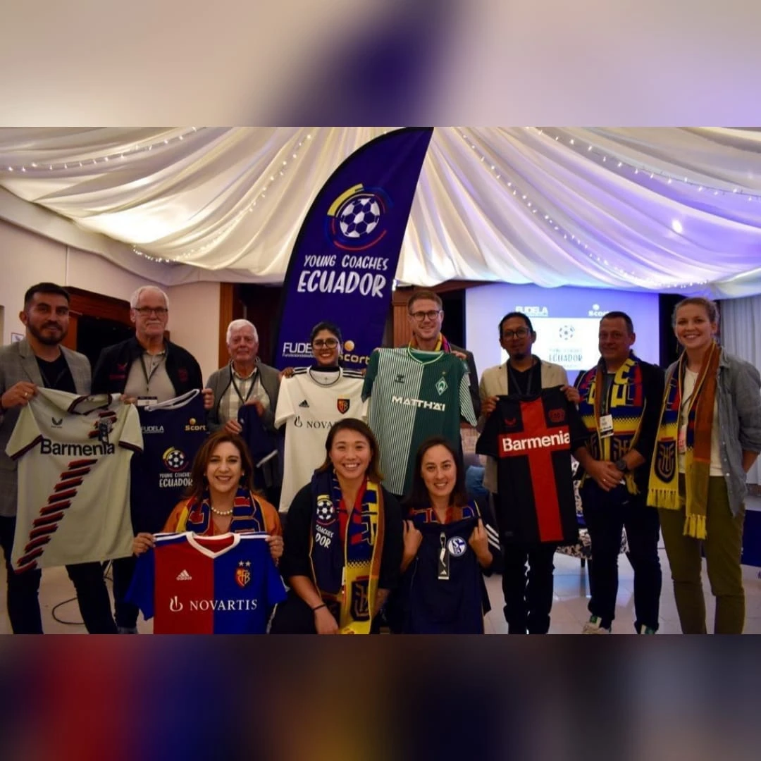 Números Asociados y Servicios