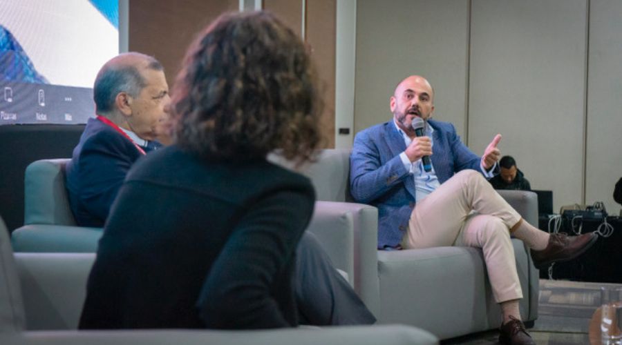 Números Asociados y Servicios