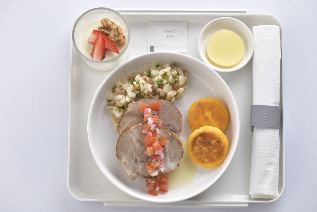 Números Asociados y Servicios