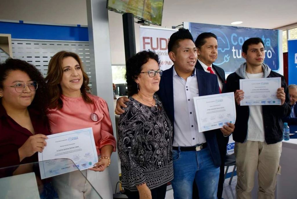 Números Asociados y Servicios