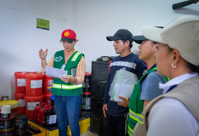 La empresa Internacional SGS examinó a ECOGAL para mantener la certificación ISO 1400