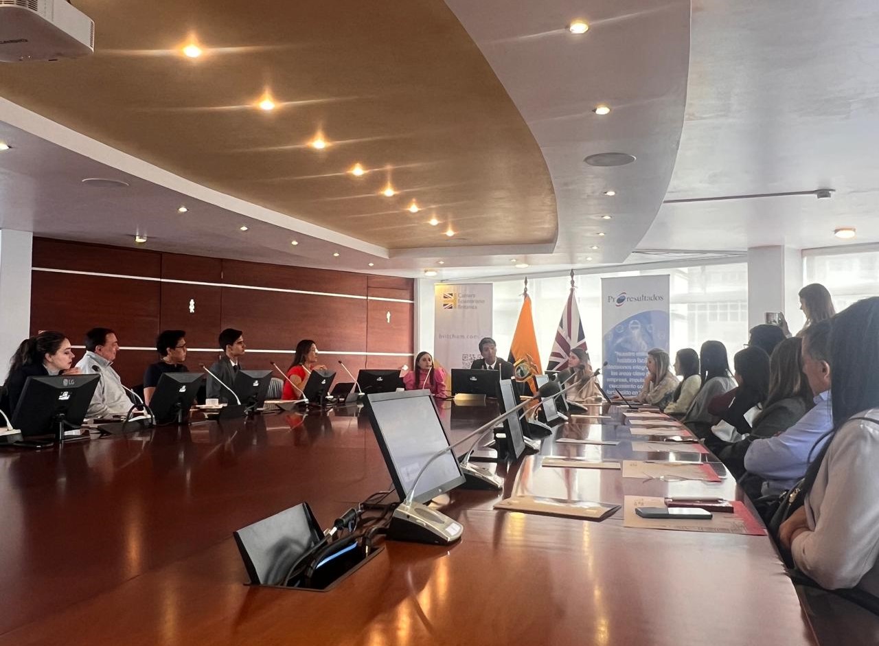 Números Asociados y Servicios