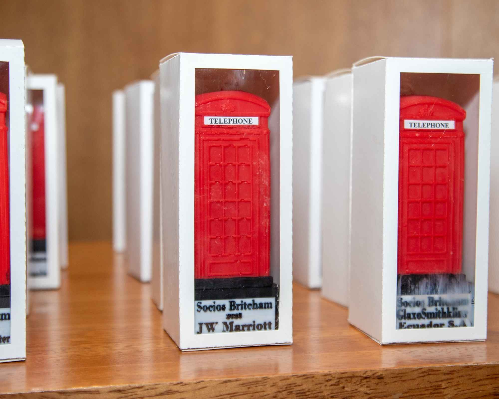 Números Asociados y Servicios