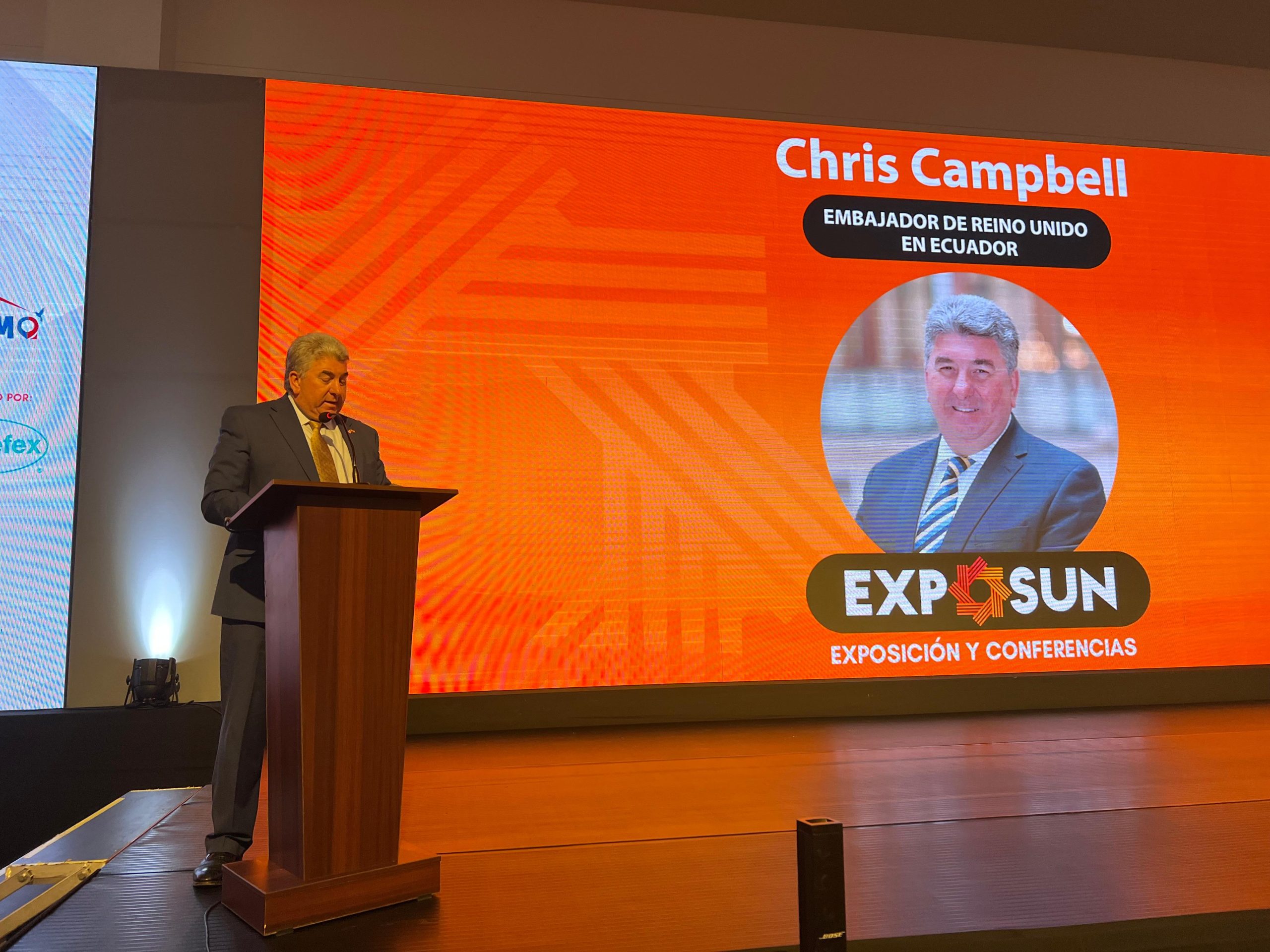 Números Asociados y Servicios