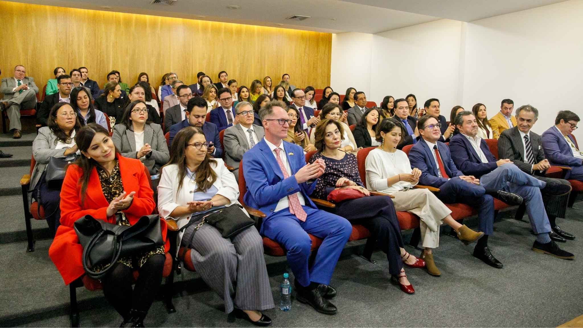 Números Asociados y Servicios