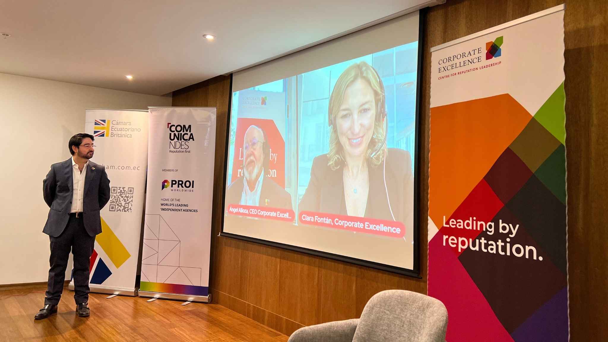 Números Asociados y Servicios