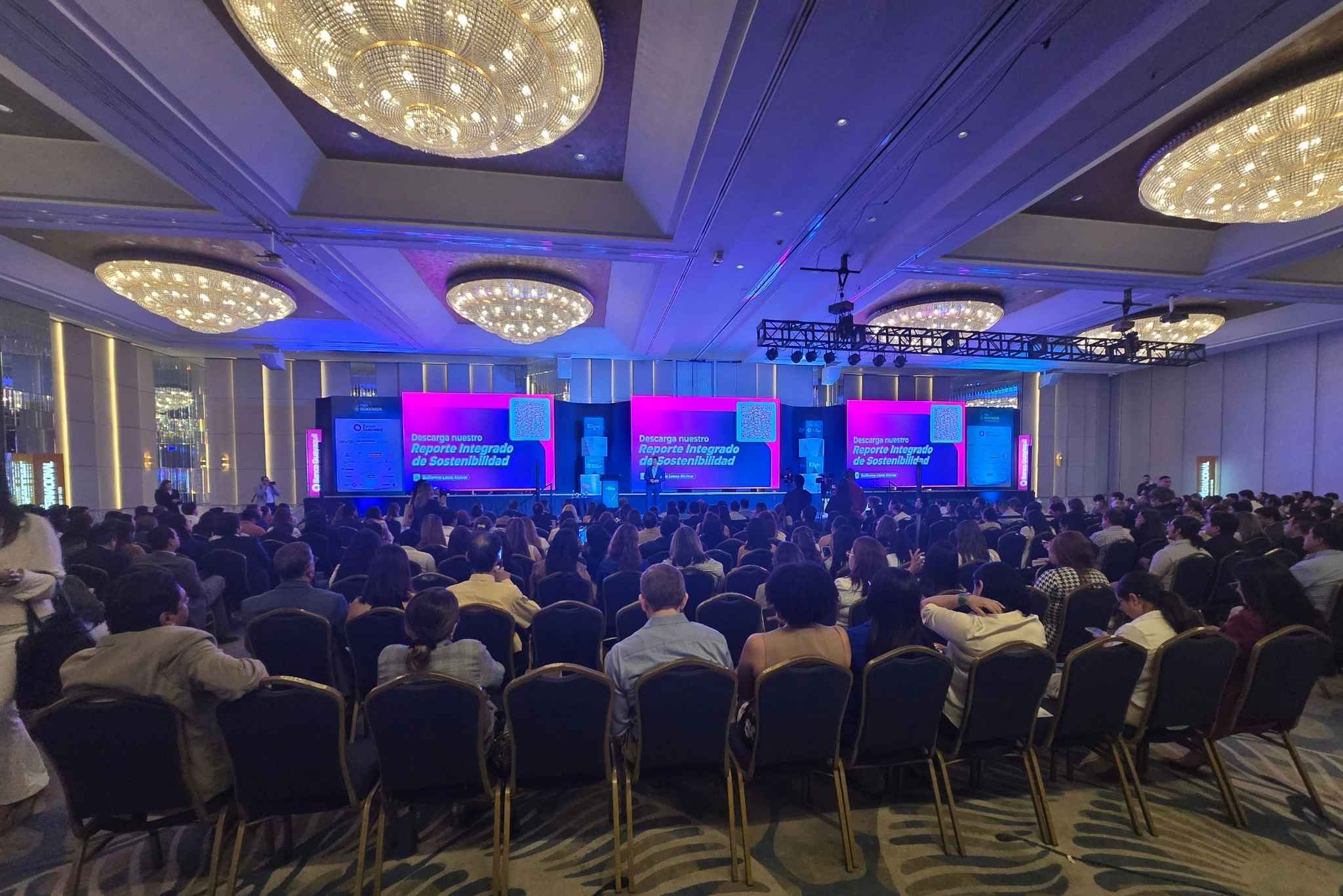 Números Asociados y Servicios