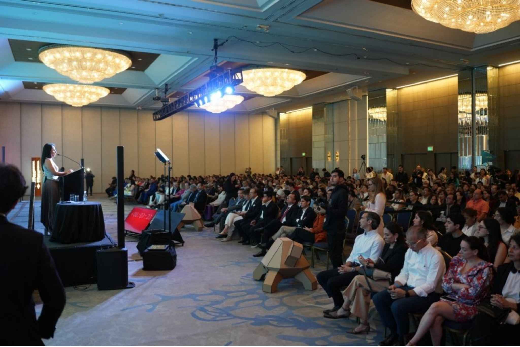 Números Asociados y Servicios