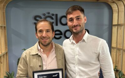 SolarTeam se Convierte en Distribuidor Autorizado de Jinko Solar, Líder Mundial en Tecnología Fotovoltaica